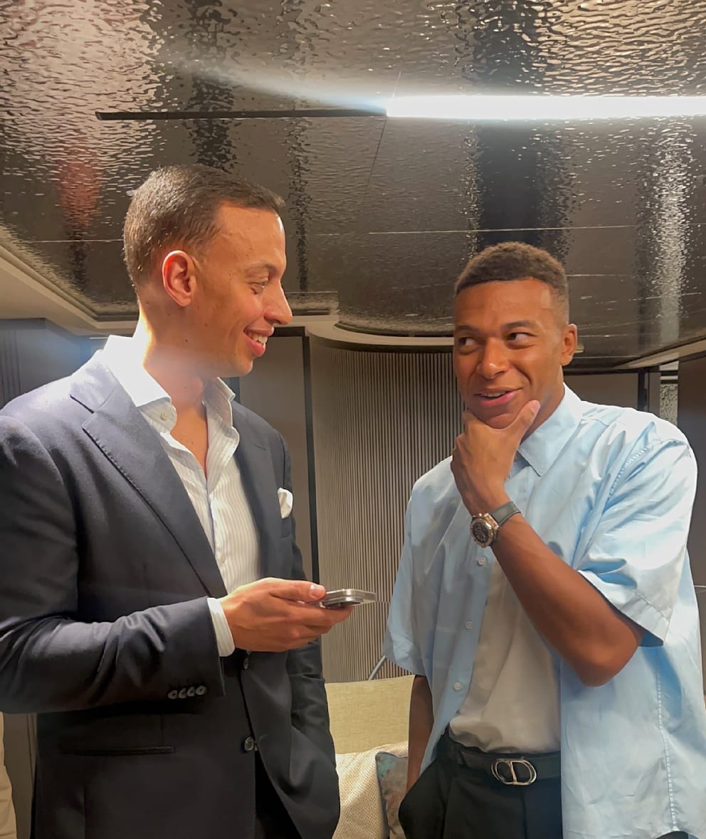 现年, 时间 现年, 时间