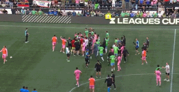 口水, 阿密球员甚 口水, 阿密球员甚